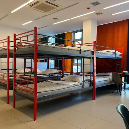 Hostel Fuchs Warszawa Exteriör bild