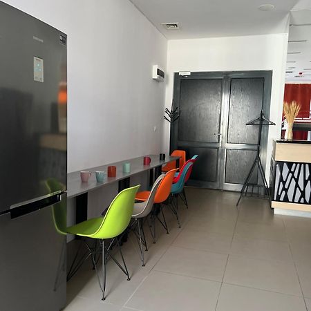 Hostel Fuchs Warszawa Exteriör bild