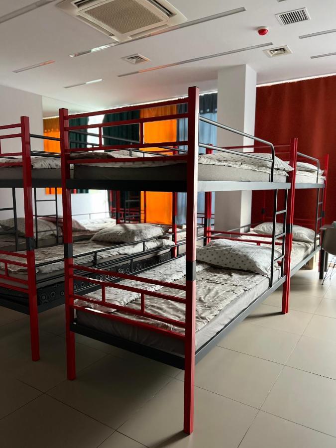 Hostel Fuchs Warszawa Exteriör bild