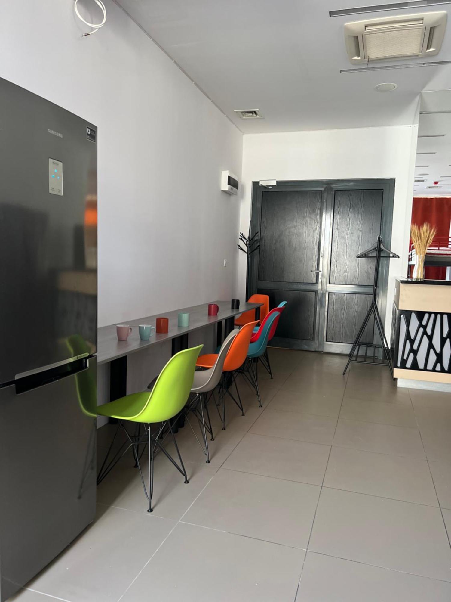 Hostel Fuchs Warszawa Exteriör bild